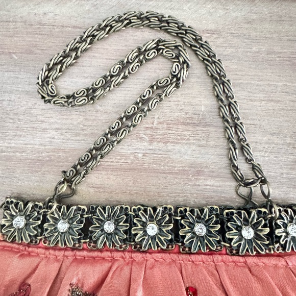 ERMO Sequin Embroidered Coral Floral Evening Clutch Bag - Picture 4 of 6